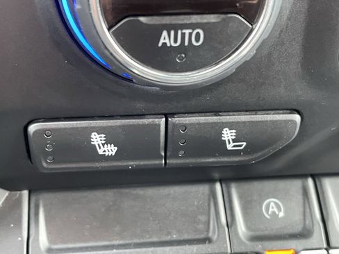 Used 2022 Chevrolet Silverado 1500 LT Trail Boss image 24