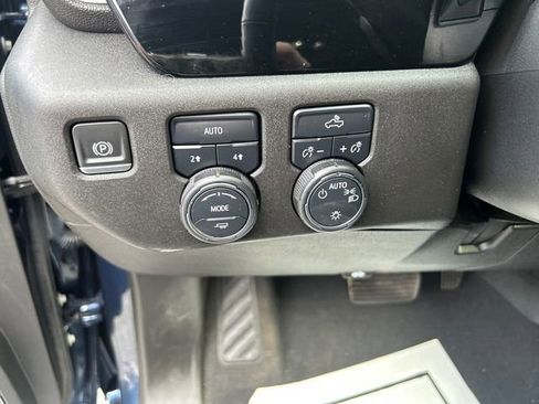 Used 2023 Chevrolet Silverado 1500 LT AWD/4WD image 14