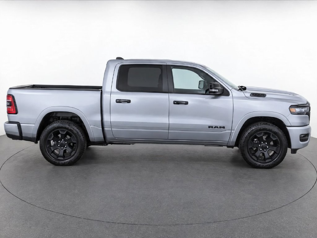 Used 2025 RAM 1500 Big Horn AWD/4WD image 8