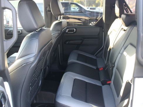 Used 2024 Ford Bronco Black Diamond AWD/4WD image 32