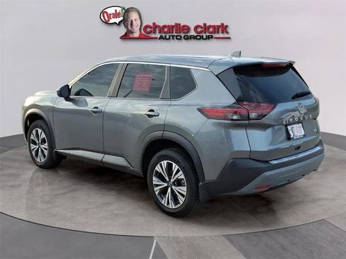Certified 2023 Nissan Rogue SV image 3