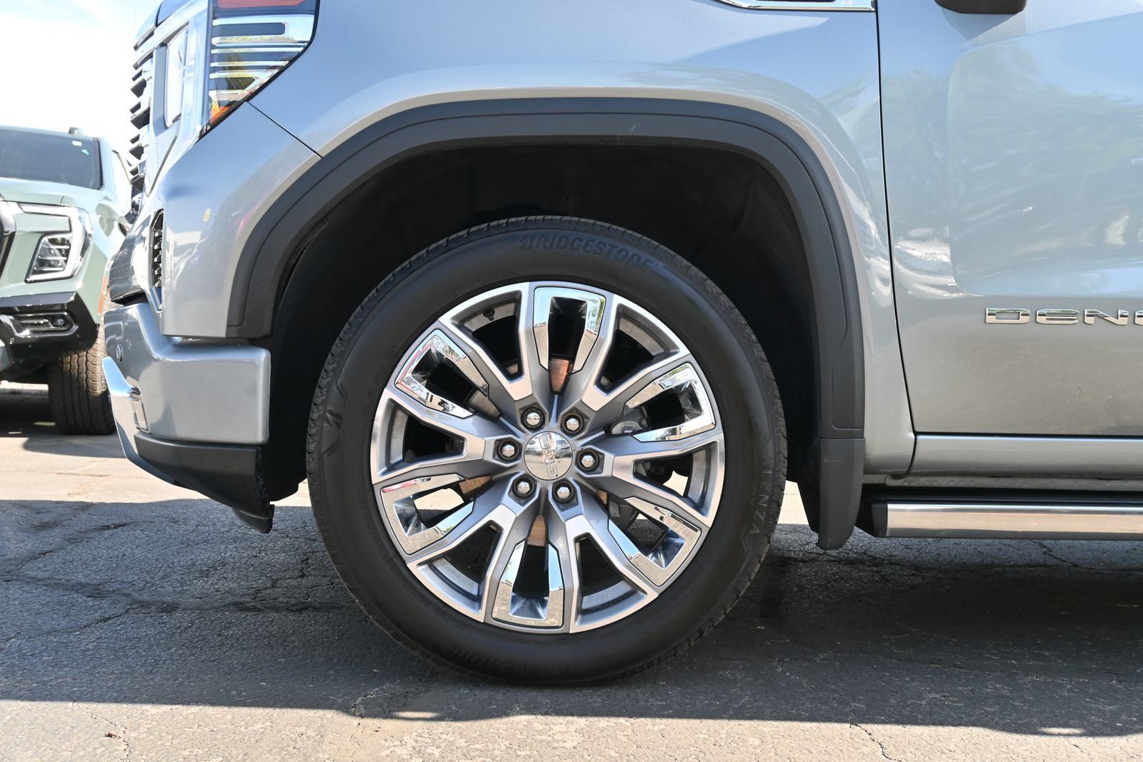 Used 2025 GMC Sierra 1500 Denali AWD/4WD image 28