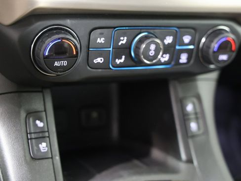 Used 2018 GMC Acadia Denali image 10