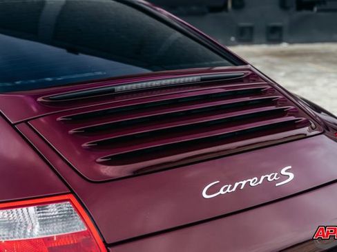 Used 2005 Porsche 911 Carrera S RWD image 31