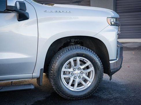 Used 2021 Chevrolet Silverado 1500 LT w/ Safety Package II image 5