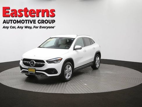 Used 2022 Mercedes-Benz GLA 250 4MATIC w/ Premium Package Lite image 54