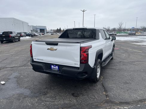 Used 2025 Chevrolet Silverado EV W/T image 6