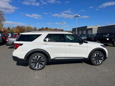 New 2026 Ford Explorer Platinum w/ LUX Leather Package image 6