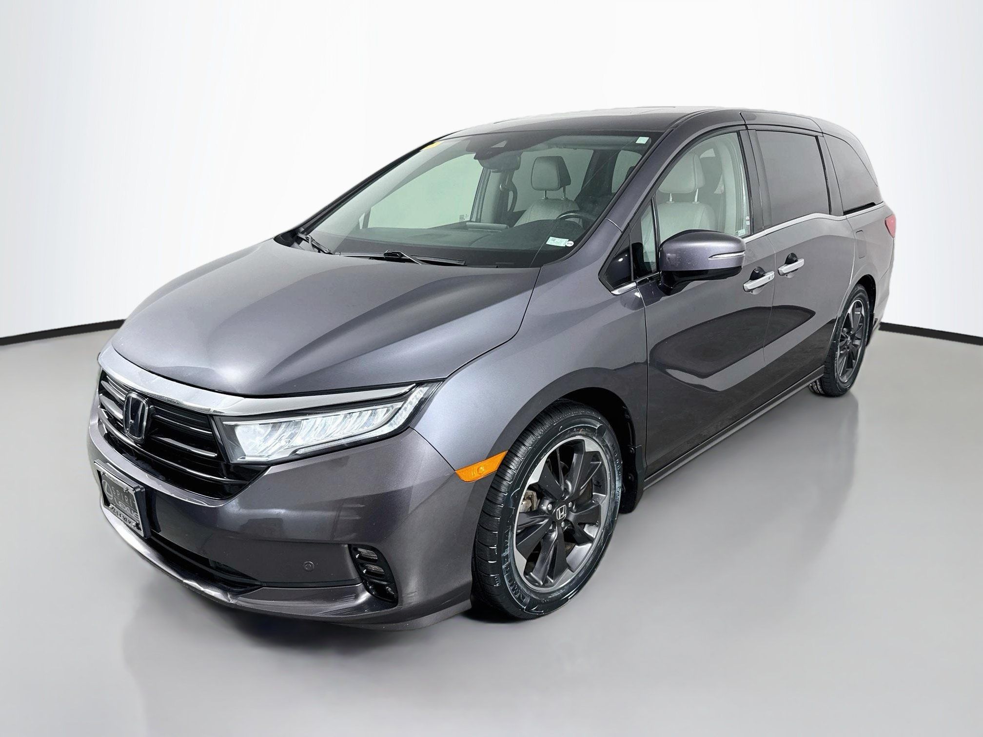 Used 2021 Honda Odyssey Elite image 3