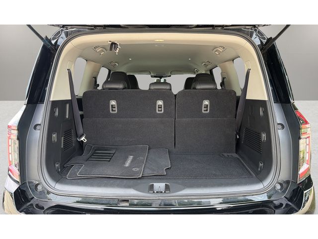 Used 2025 Nissan Armada SV AWD/4WD image 13