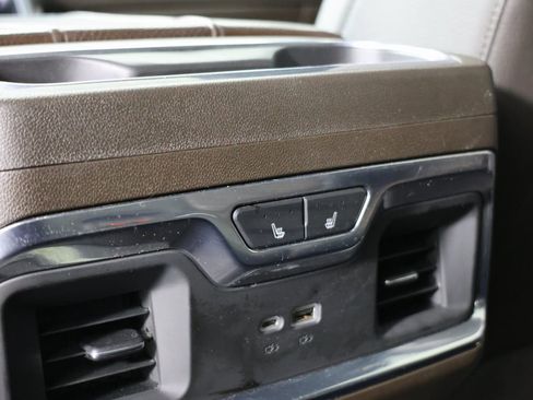 Used 2024 GMC Sierra 3500 Denali w/ Denali Reserve Package image 53