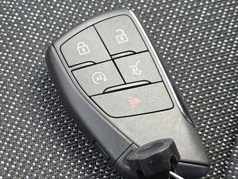 New 2026 Chevrolet Traverse LT w/ Driver Confidence Package image 34