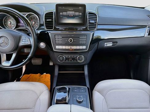 Used 2017 Mercedes-Benz GLS 550 4MATIC image 20