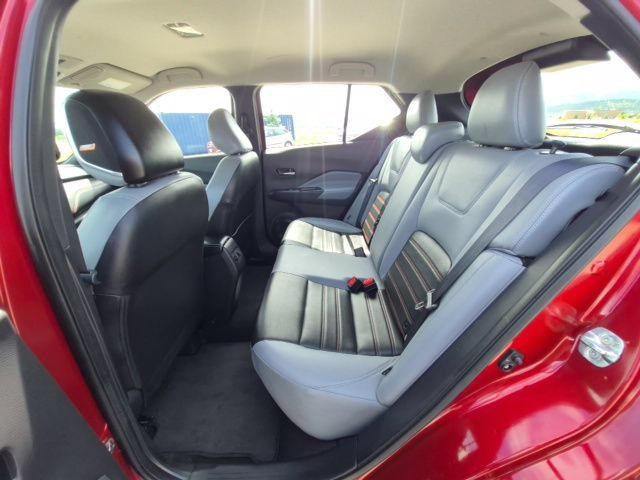Used 2023 Nissan Kicks SR w/ SR Premium Package FWD image 11