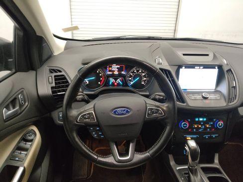 Used 2019 Ford Escape SEL AWD/4WD image 22