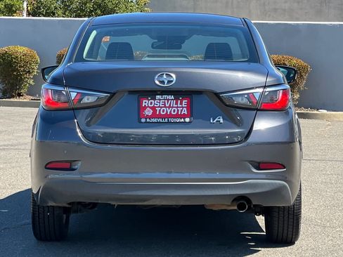 Used 2016 Scion iA FWD image 8
