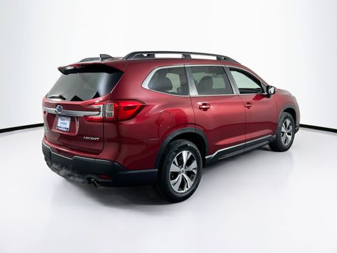 Used 2023 Subaru Ascent Premium w/ Convenience Package image 5