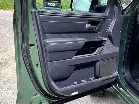 Used 2022 Toyota Tundra Limited image 18