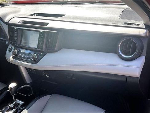 Used 2018 Toyota RAV4 Limited w/ All Weather Liner Package AWD/4WD image 17