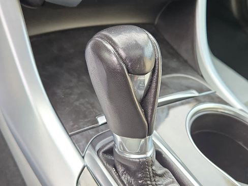 Used 2020 Acura TLX image 17