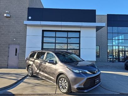 Used 2023 Toyota Sienna LE