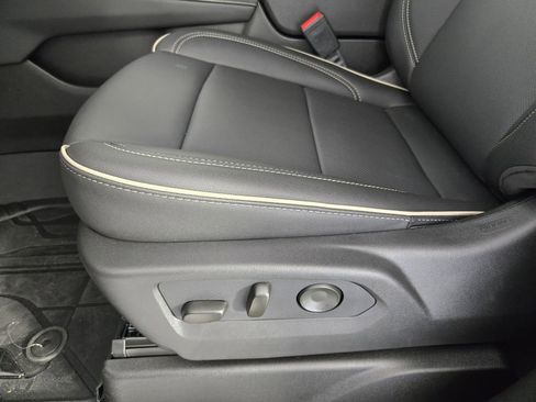 New 2026 Chevrolet Suburban Premier w/ Sun And Tow Package image 27