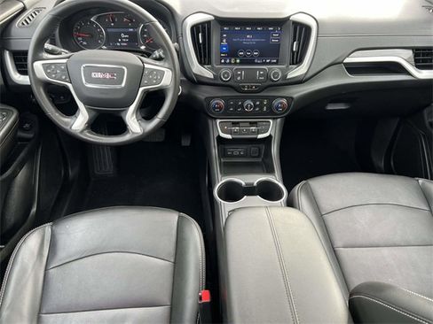 Certified 2022 GMC Terrain SLT w/ Elevation Edition image 14