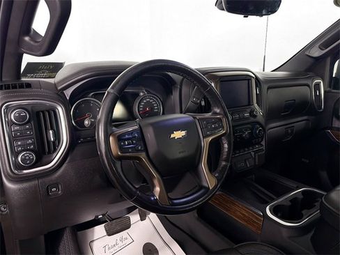 Used 2020 Chevrolet Silverado 3500 High Country w/ Technology Package image 9