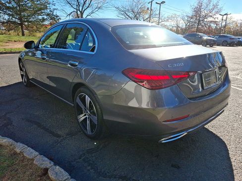 Used 2025 Mercedes-Benz C 300 4MATIC Sedan image 5