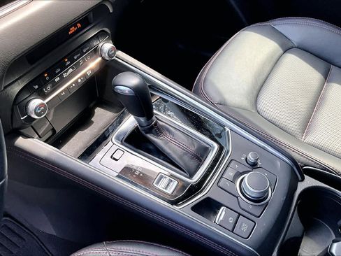 Used 2023 MAZDA CX-5 Carbon Edition image 17
