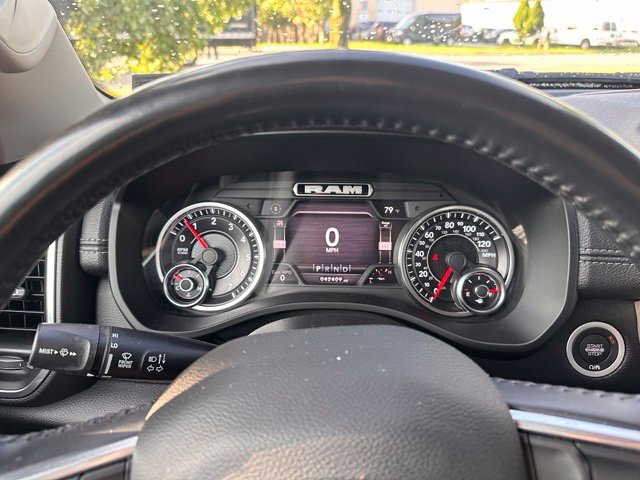 Used 2022 RAM 1500 Laramie AWD/4WD image 22
