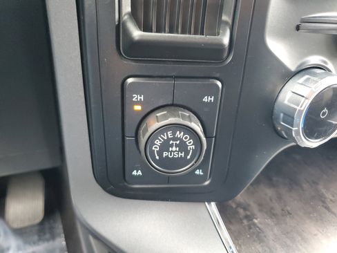 Used 2023 Ford F150 Lariat w/ Equipment Group 502A High image 26