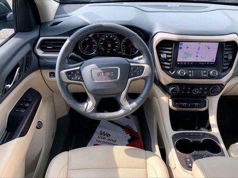 Used 2023 GMC Acadia Denali w/ Denali Ultimate Package AWD/4WD image 5