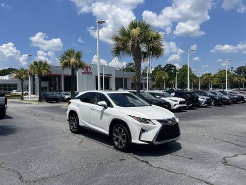 Used 2019 Lexus RX 350 AWD w/ Navigation Package image 2