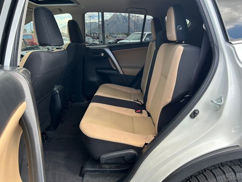 Used 2017 Toyota RAV4 XLE AWD/4WD image 24