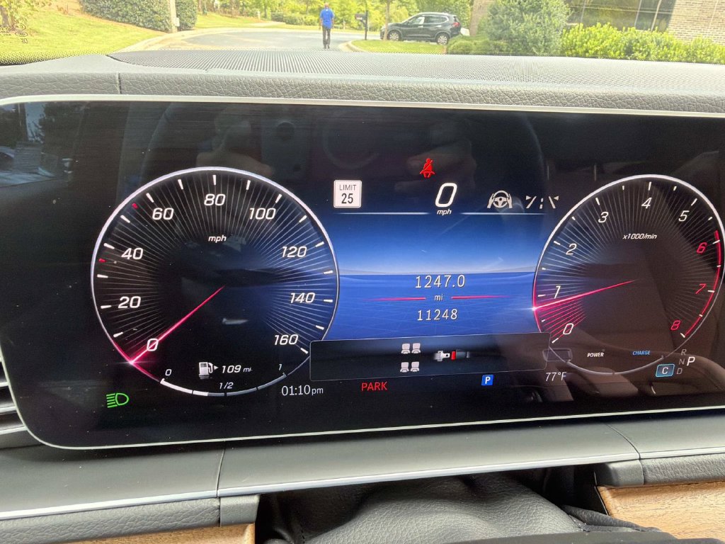 Used 2025 Mercedes-Benz GLS 450 4MATIC w/ AMG Line Exterior image 16