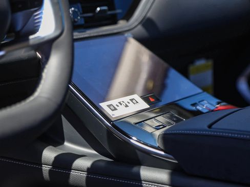 New 2025 INFINITI QX80 Luxe image 27