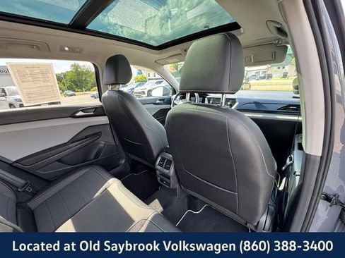 Certified 2023 Volkswagen Taos SE w/ Panoramic Sunroof Package AWD/4WD image 22