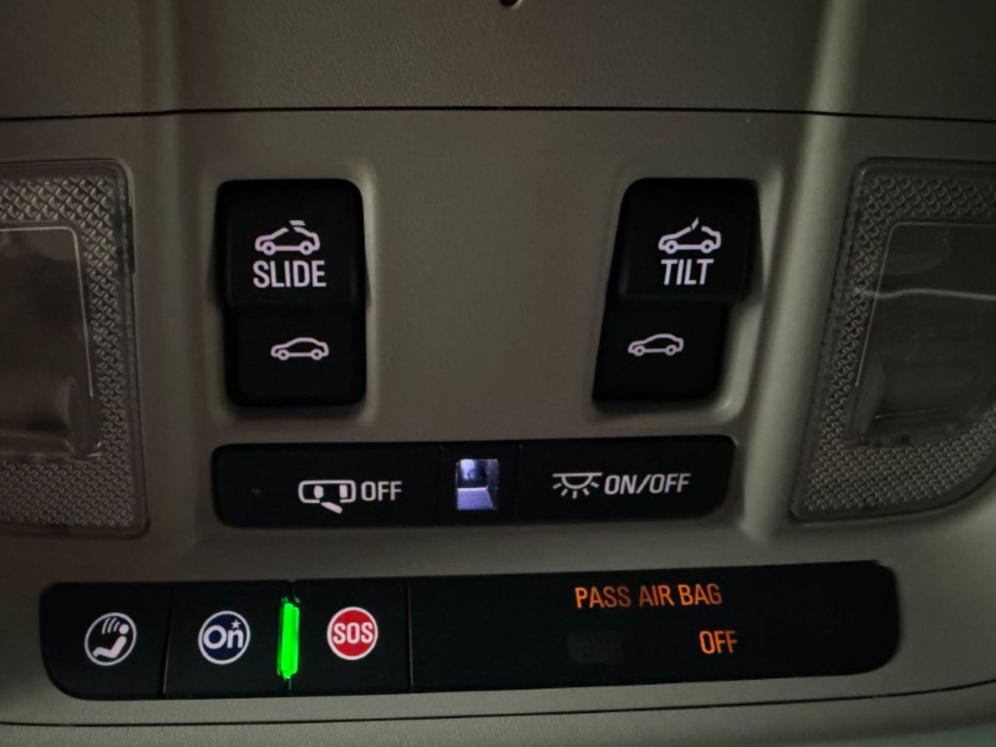 Used 2019 Buick Enclave Avenir w/ Avenir Technology Package AWD/4WD image 43
