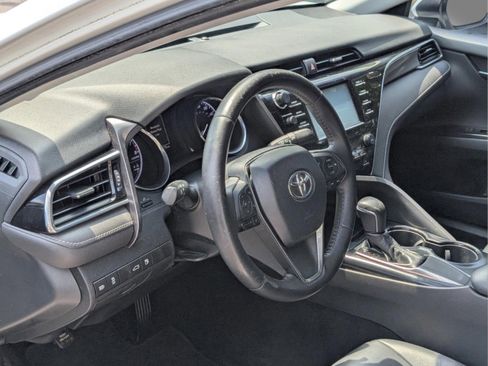 Used 2018 Toyota Camry SE image 30