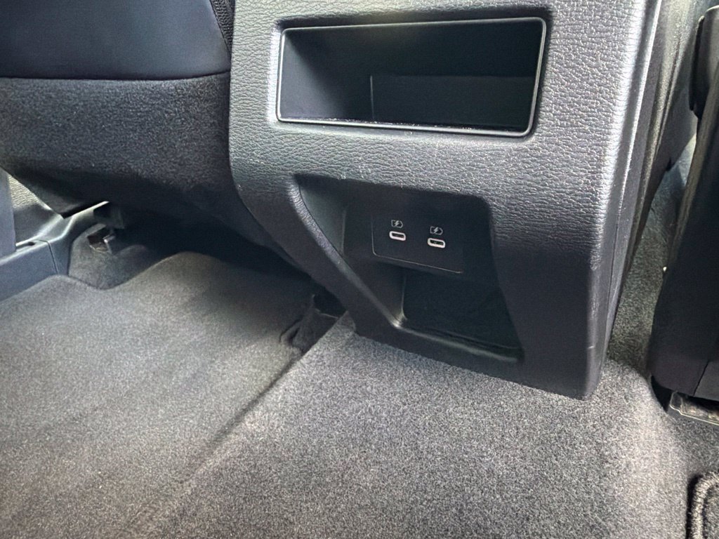 Used 2025 Mitsubishi Outlander SE AWD/4WD image 27