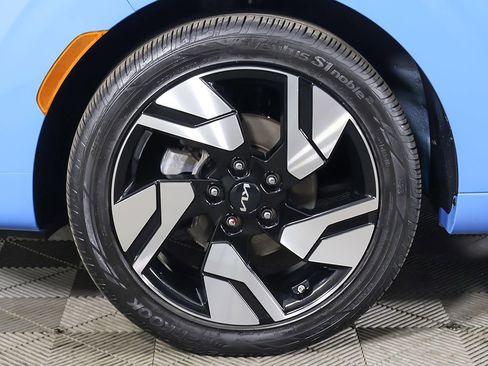 Used 2023 Kia Soul GT-Line FWD image 20