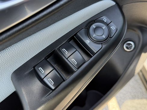Used 2024 Buick Envista Preferred w/ Convenience I Package FWD image 9