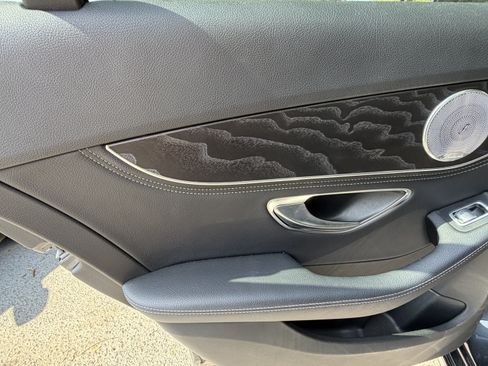 Used 2016 Mercedes-Benz C 300 Sedan image 30