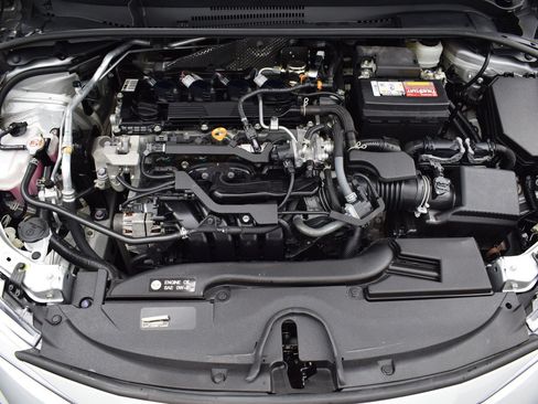 Used 2024 Toyota Corolla LE FWD image 9