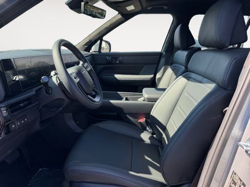 New 2026 Hyundai Santa Fe Calligraphy AWD/4WD image 9