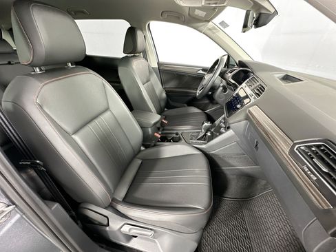 Used 2024 Volkswagen Tiguan Wolfsburg Edition FWD image 27