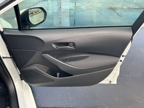 Used 2026 Toyota Corolla LE image 27