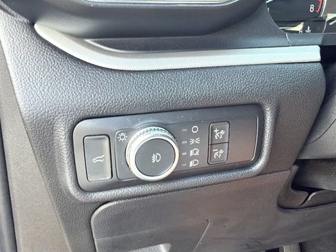 Used 2020 Ford Explorer XLT w/ Equipment Group 202A RWD image 21