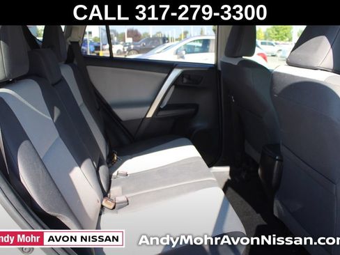 Used 2014 Toyota RAV4 LE FWD image 21